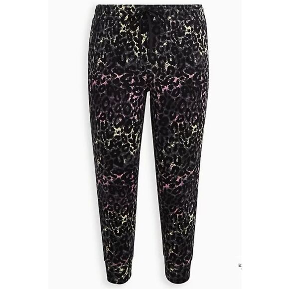 Torrid Lovesick Jogger Everyday Fleece Leopard Skull size 2 - Picture 4 of 5